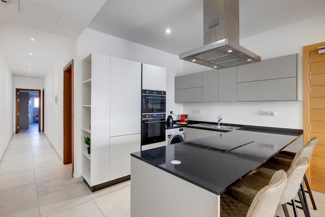 Deluxe Apartment With Valletta And Harbour Views 斯利马 外观 照片